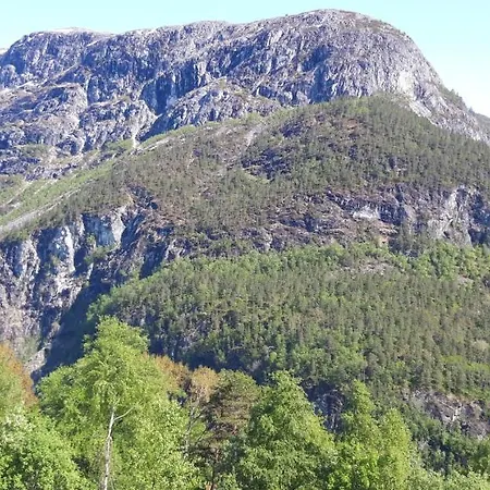 Fjord Og Fjellhytter Lodge *