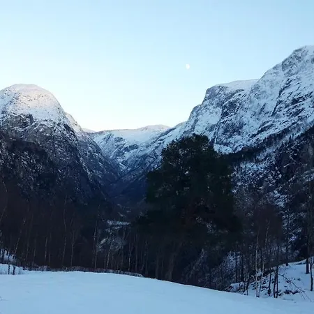 Fjord Og Fjellhytter Lodge Stalheim
